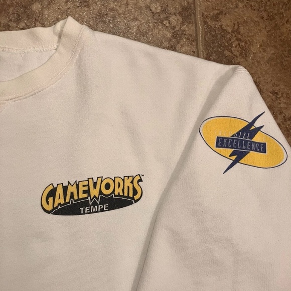 Vintage 90s GameWorks Tempe Crewneck Sweatshirt L Arcade Y2K Taiwan - Picture 2 of 7